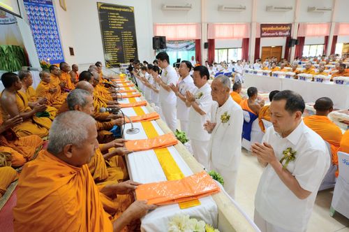 ภาพ No.30291:พิธีถวายสังฆทานแด่คณะสงฆ์ 323 วัด ใน 4 จังหวัดภาคใต้ ครั้งที่ 136