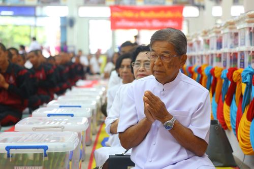 ภาพ No.30341:พิธีถวายสังฆทานแด่คณะสงฆ์ 323 วัด ใน 4 จังหวัดภาคใต้ ครั้งที่ 138