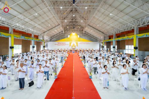 ภาพ No.315615:วันอาทิตย์ ที่ 22 มีนาคม พ.ศ. 2569 พิธีทอดผ้าป่าฉลองพระประธาน พิธีประดิษฐานพระบรมสารีริกธาตุในองค์พระประธาน พิธีจารึกชื่อบรรจุในแผ่นฌาน ณ ศูนย์ปฏิบัติธรรมสมุทรปราการ (บางบ่อ)