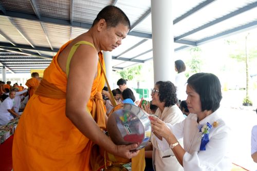 ภาพ No.30426:พิธีถวายสังฆทานแด่คณะสงฆ์ 323 วัด ใน 4 จังหวัดภาคใต้ ครั้งที่ 139