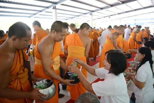 ภาพ No.30425:พิธีถวายสังฆทานแด่คณะสงฆ์ 323 วัด ใน 4 จังหวัดภาคใต้ ครั้งที่ 139