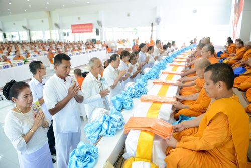 ภาพ No.30456:พิธีถวายสังฆทานแด่คณะสงฆ์ 323 วัด ใน 4 จังหวัดภาคใต้ ครั้งที่ 139