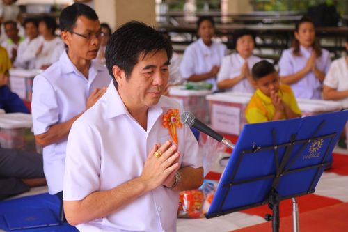 พิธีถวายสังฆทานแด่คณะสงฆ์ 323 วัด ใน 4 จังหวัดภาคใต้ ครั้งที่ 140