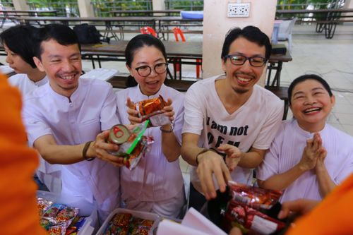 ภาพ No.30490:พิธีถวายสังฆทานแด่คณะสงฆ์ 323 วัด ใน 4 จังหวัดภาคใต้ ครั้งที่ 140