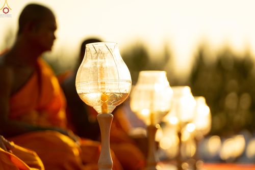 ภาพ No.301990:วันที่ 23 มกราคม พ.ศ. 2569 พิธีจุดประทีปธรรมถวายเป็นพุทธบูชา และบูชาธรรมมหาปูชนียาจารย์  ณ อนุสรณ์สถานลำดับที่ 5 สถานที่เผยแผ่วิชชาธรรมกายครั้งแรก อนุสรณ์สถานบางปลา วัดบางปลา อำเภอบางเลน จังหวัดนครปฐม ในโครงการธรรมยาตรา กตัญญูบูชา มหาปูชนียาจารย์ พระมงคล