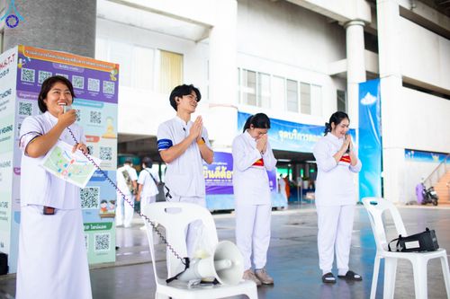 ภาพ No.90100:พิธีปลูกทรัพย์บานชื่น  เนื่องใน 139 ปี วันคล้ายวันเกิดด้วยรูปกายเนื้อ พระมงคลเทพมุนี (สด จนฺทสโร) พระผู้ปราบมาร วันอังคารที่ 10 ตุลาคม พ.ศ. 2566 ณ วัดพระธรรมกาย จ.ปทุมธานี