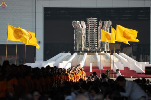 ภาพ No.305960:วันที่ 25 มกราคม พ.ศ. 2569 พิธีต้อนรับพระธรรมยาตรา วัดพระธรรมกาย(ภาพชุดที่ 4) ในโครงการธรรมยาตรา กตัญญูบูชา มหาปูชนียาจารย์ พระมงคลเทพมุนี(สด จนฺทสโร) พระผู้ปราบมาร อนุสรณ์สถาน 7 แห่ง ปีที่ 14