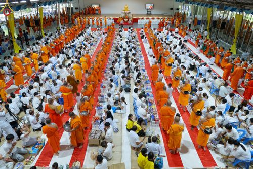 ภาพ No.82266:พิธีตักบาตรพระ 1,000 รูป ปีที่ 8 วันเสาร์ที่ 10 มิถุนายน 2566 ณ ธุดงคสถานล้านนา อ.สันทราย จ.เชียงใหม่