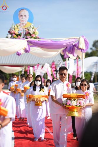 ภาพ No.95366:พิธีทอดกฐินสามัคคี เพื่อสร้างอาคาร 80 ปี หลวงพ่อธัมมชโย ณ ศูนย์ปฏิบัติธรรมวิหารแดง อำเภอวิหารแดง จ.สระบุรี วันที่ 18 พฤศจิกายน พ.ศ. 2566