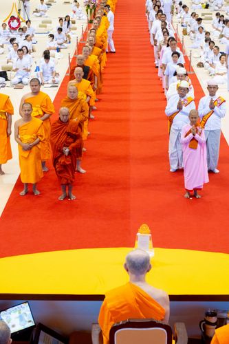 ภาพ No.232117:วันอาทิตย์ที่ 6 กรกฏาคม พ.ศ. 2568 พิธีมอบโล่เกียรติคุณ สวดธัมมจักกัปปวัตตนสูตร และรางวัลโครงการผู้นำแสงสว่างออนไลน์ ณ ห้องแก้วสารพัดนึก1 สภาธรรมกายสากล วัดพระธรรมกาย