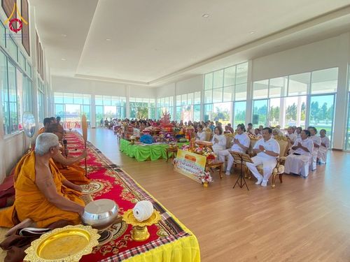 ภาพ No.178586:พิธีทอดกฐิน ณ วัดสุกาวาส ต.ท่าม่วง อ.สตึก จ.บุรีรัมย์ ในโครงการกฐินสามัคคีทั่วไทย 30,000 วัด บูชาธรรม 80 ปี หลวงพ่อธัมมชโย โดยคณะศิษยานุศิษย์วัดพระธรรมกาย วันที่ 9 พฤศจิกายน พ.ศ. 2567