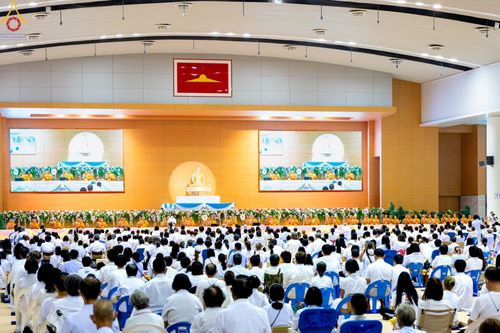 ภาพ No.85735:พิธีถวายคิลานเภสัชและอุปกรณ์การแพทย์ บูชาธรรมเนื่องในวันธรรมชัย วันที่ 19 สิงหาคม พ.ศ. 2566 ณ ห้องแก้วสารพัดนึก วัดพระธรรมกาย