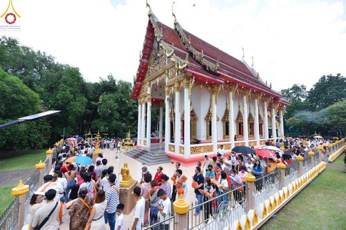 ภาพ No.163363:โครงการกฐินสามัคคีทั่วไทย 30,000 วัด บูชาธรรม 80 ปี หลวงพ่อธัมมชโย โดย คณะศิษยานุศิษย์วัดพระธรรมกาย ณ วัดหนองกระโดน อ.เมือง จ.นครปฐม วันที่ 19 ตุลาคม พ.ศ. 2567