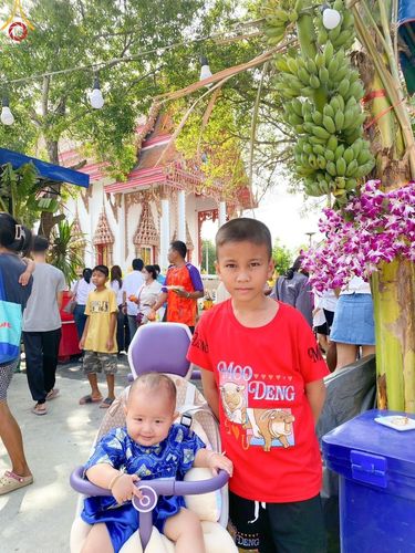 ภาพ No.170890:พิธีทอดกฐิน ณ วัดสระสี่เหลี่ยม ต.ดอนรวก อ.ดอนตูม จ.นครปฐม ในโครงการกฐินสามัคคีทั่วไทย 30,000 วัด บูชาธรรม 80 ปี หลวงพ่อธัมมชโย โดยคณะศิษยานุศิษย์วัดพระธรรมกาย วันที่ 27 ตุลาคม พ.ศ. 2567