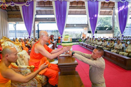 ภาพ No.125598:พิธีมอบโล่และทุนการศึกษา โครงการโรงเรียนส่งเสริมศีลธรรม  "นักบุญขุนเขา" ครั้งที่ ๒ ณ อาคารธรรมสภา วัดบ้านขุน ตำบลบ่อหลวง อำเภอฮอด จังหวัดเชียงใหม่ วันอังคารที่ ๒๗ กุมภาพันธ์ พ.ศ.๒๕๖๗