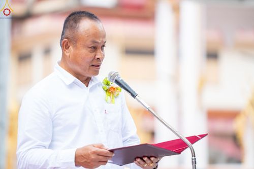 ภาพ No.87277:พิธีถวายสังฆทาน 323 วัด 4 จังหวัดชายแดนภาคใต้  ปีที่ 19 ครั้งที่ 165 พิธีมอบกองทุนหนุนแรงใจช่วยครูใต้  ปีที่ 16 ครั้งที่ 130 และพิธีทำบุญอุทิศส่วนกุศลให้ผู้วายชนม์ ณ วัดพุทธภูมิ อ.เมือง จ.ยะลา วันเสาร์ที่ 9 กันยายน พ.ศ. 2566