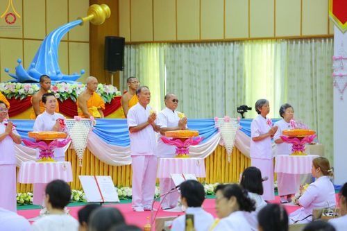 ภาพ No.183837:พิธีทอดกฐิน ณ ศูนย์กัลยาณมิตรพิจิตร ในโครงการทอดกฐินสามัคคีทั่วไทย 30,000 วัด บูชาธรรม 80 ปี หลวงพ่อธัมมชโย โดยคณะศิษยานุศิษย์วัดพระธรรมกาย วันที่ 11 พฤศจิกายน พ.ศ. 2567