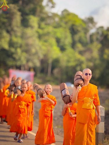 ภาพ No.218189:วันอังคารที่ 16 เมษายน พ.ศ. 2568 กิจกรรมสามเณรเดินธรรมยาตรา ในโครงการบรรพชา สามเณรภาคฤดูร้อนปี 2568 ศูนย์ปฏิบัติธรรมเขาคิชฌกูฏ จันทบุรี