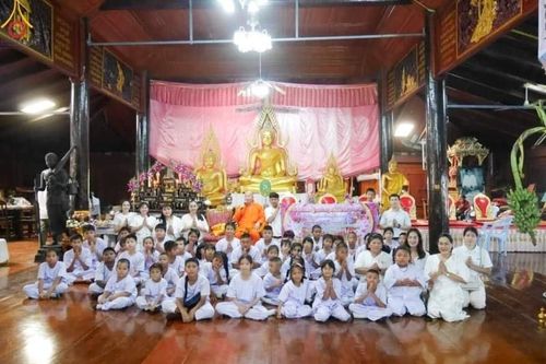 ภาพ No.182175:พิธีทอดกฐิน ณ วัดบ้านใหม่สิริวัฒนาราม จ.ชัยนาท ในโครงการทอดกฐินสามัคคีทั่วไทย 30,000 วัด บูชาธรรม 80 ปี หลวงพ่อธัมมชโย โดยคณะศิษยานุศิษย์วัดพระธรรมกาย วันที่ 27 ตุลาคม พ.ศ. 2567 กฐินสัมฤทธิ์เด็กดี V-Star โรงเรียนวัดบ้านใหม่ จ.ชัยนาท