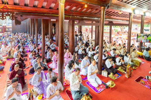 ภาพ No.220128:วันพุธที่ 16 เมษายน พ.ศ. 2568 วัดพระธรรมกายถวายมหาสังฆทาน มอบสิ่งของและทุนทรัพย์กว่า 4 ล้านบาท บรรเทาทุกข์ 181 วัดแผ่นดินไหวเมียนมา