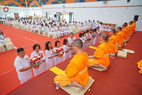 ภาพ No.173746:พิธีทอดกฐิน ศูนย์ปฏิบัติธรรม "ธรรมโยธิน" วัดแก้วธรรมชัยมาเลเซีย วันที่ 27 ตุลาคม พ.ศ. 2567