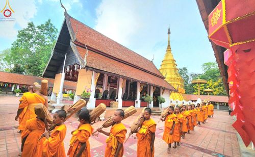 ภาพ No.61753:Photo Story พะเยาสว่างแล้ว กิจวัตรสามเณร โครงการบรรพชาสามเณร ฟื้นฟูพระพุทธศาสนาทั่วไทย  ณ ศูนย์ส่งเสริมศีลธรรมจังหวัดพะเยา โบราณสถานพระธาตุจอมทอง ต.บ้านต๋อม อ.เมือง จ.พะเยา