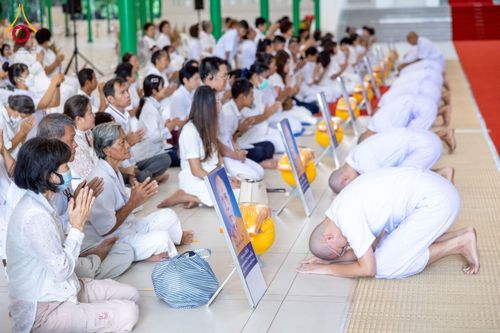 ภาพ No.256154:วันที่ 4 ตุลาคม พ.ศ. 2568 พิธีบรรพชาอุปสมบท  โครงการอุปสมบทหมู่บูชาธรรม 141 ปี  พระมงคลเทพมุนี (สด จนฺทสโร) ณ โบสถ์พระไตรปิฏก วัดพระธรรมกาย จ.ปทุมธานี