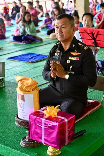 ภาพ No.183169:พิธีทอดกฐิน ณ ศูนย์ฝึกอบรมเยาวชนสวนไม้สัก จ.แม่ฮ่องสอน ในโครงการทอดกฐินสามัคคีทั่วไทย 30,000 วัด บูชาธรรม 80 ปี หลวงพ่อธัมมชโย โดยคณะศิษยานุศิษย์วัดพระธรรมกาย วันที่ 10 พฤศจิกายน พ.ศ. 2567