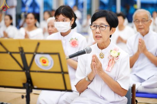 ภาพ No.127799:พิธีถวายภัตตาหารเป็นสังฆทาน แด่คณะพระธรรมยาตราฯ ในโครงการธรรมยาตราอัญเชิญพระบรมสารีริกธาตุ ประดิษฐาน ณ มหารัตนเจดีย์สิริปทุมสวรรค์ อ.บางกล่ำ จ.สงขลา วันที่ 9 มีนาคม พ.ศ. 2567