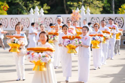 ภาพ No.196549:พิธีทอดผ้าป่าทำนุบำรุงศาสนสถาน ณ วัดไทยเจริญ ตำบลบางขุนกอง อำเภอบางกรวย จังหวัดนนทบุรี  ในโครงการธรรมยาตรา กตัญญูบูชา มหาปูชนียาจารย์ พระมงคลเทพมุนี(สด จนฺทสโร) พระผู้ปราบมาร อนุสรณ์สถาน 7 แห่ง ปีที่ 13 วันที่ 17 มกราคม พ.ศ. 2568