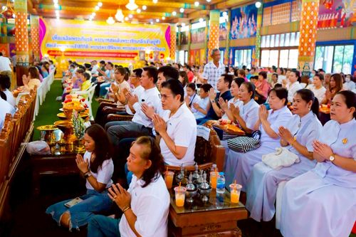 ภาพ No.254716:วันที่ 12 ตุลาคม พ.ศ. 2568 พิธีทอดกฐินสามัคคีทั่วไทย 30,000 วัด โดยคณะศิษยานุศิษย์ บูชาธรรม 81 ปี หลวงพ่อธัมมชโย ณ วัดครุนอก อ.พระประแดง จ.สมุทรปราการ