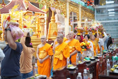 ภาพ No.94169:วัดพระธรรมกาย ร่วมบุญกฐินเวียดนาม เชื่อมสัมพันธไมตรี สร้างสามัคคีสงฆ์ วันที่ 12 พฤศจิกายน พ.ศ. 2566