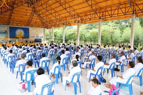 ภาพ No.153854:โครงการอบรมอุบาสก อุบาสิกาแก้ว รุ่นที่ 1 ผู้แทนทอดกฐินสามัคคี 30,000 วัดทั่วไทย ระหว่างวันที่ 6-8 กันยายน พ.ศ. 2567 ณ ศูนย์ปฏิบัติธรรมหนองบัวลำภู