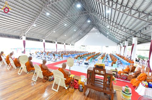 ภาพ No.175541:พิธีถวายมหาสังฆทาน 348 วัด ฉลองครบรอบ 8 ปี ธุดงค์สถานอำนาจเจริญ บูชาธรรม 80 ปี หลวงพ่อธัมมชโย วันที่ 17 พฤศจิกายน พ.ศ. 2567