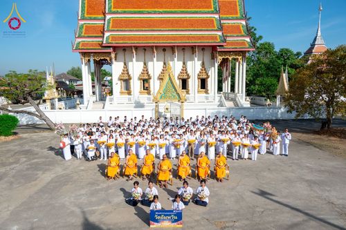 ภาพ No.197248:พิธีทอดผ้าป่าทำนุบำรุงศาสนสถาน ณ วัดอัมพวัน ตำบลบางม่วง อำเภอบางใหญ่ จังหวัดนนทบุรี ในโครงการธรรมยาตรา กตัญญูบูชา มหาปูชนียาจารย์ พระมงคลเทพมุนี(สด จนฺทสโร) พระผู้ปราบมาร อนุสรณ์สถาน 7 แห่ง ปีที่ 13 วันที่ 17 มกราคม พ.ศ. 2568
