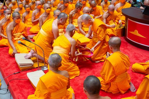 ภาพ No.92421:พิธีกรานกฐิน วันอาทิตย์ที่ 5 พฤศจิกายน พ.ศ. 2566 (แรม 7 ค่ำ เดือน 11) ณ อุโบสถ วัดพระธรรมกาย