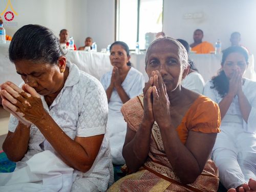 ภาพ No.97754:พระครูสมุห์สนิทวงศ์ วุฑฺฒิวํโส, ดร.  ผู้แทนวัดพระธรรมกาย ร่วมบุญถวายกฐิน ณ วัดกัลละปิติยะ มาตาเล ศรีลังกา Kathina Kalapitiya Matale SriLanka วันที่ 17 พฤศจิกายน พ.ศ. 2566