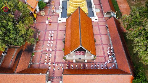 ภาพ No.179907:พิธีบรรพชาสามเณรและอุปสมบท โครงการบรรพชาอุปสมบทหมู่บูชาธรรมมหาปูชนียจารย์ ณ วัดพระธาตุจอมทอง และ วัดพระธาตุศรีโคมคำ อ.เมือง จ.พะเยา วันอังคารที่ ๓ ธันวาคม พ.ศ. ๒๕๖๗