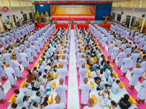 พิธีบรรพชาธรรมทายาท ในโครงการอุปสมบทบูชาธรรม มหาปูชนียาจารย์ พ.ศ. 2566 ณ วัดกลาง พระอารามหลวง จ.บุรีรัมย์ วันที่ 6 ธันวาคม พ.ศ. 2566