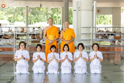 ภาพ No.86689:พิธีบุพเปตพลี  ครั้งที่ 139 ร่วมอุทิศบุญแด่หมู่ญาติที่ล่วงลับไปแล้ว และสืบทอดอายุพระพุทธศาสนา วันพฤหัสบดีที่ 31 สิงหาคม พ.ศ.2566 วันพระขึ้น 15 ค่ำ เดือน 9 ณ หอฉันคุณยายอาจารย์ฯ วัดพระธรรมกาย