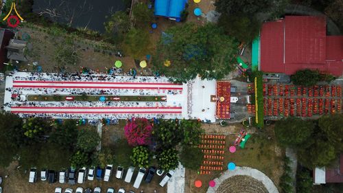 ภาพ No.206728:พิธีตักบาตรพระ 1,000 รูป ปืที่ 7 วันอาทิตย์ที่ 9 กุมภาพันธ์ พ.ศ. 2568 ณ วัดห้วยตองสัก อำเภอจอมทอง จังหวัดเชียงใหม่