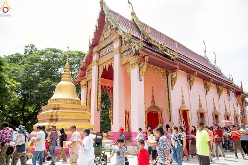 ภาพ No.253324:วันที่ 12 ตุลาคม พ.ศ. 2568 พิธีทอดกฐินสามัคคีทั่วไทย 30,000 วัด โดยคณะศิษยานุศิษย์ บูชาธรรม 81 ปี หลวงพ่อธัมมชโย ณ วัดกลางทุ่ง อ.มหาราช จ.พระนครศรีอยุธยา