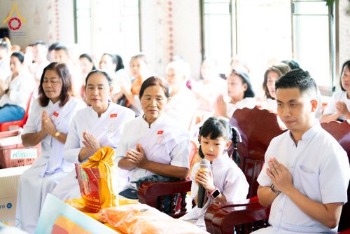 ภาพ No.183333:พิธีทอดกฐิน ณ วัดสำนักสงฆ์ห้วยเสือ จ.ราชบุรี ในโครงการทอดกฐินสามัคคีทั่วไทย 30,000 วัด บูชาธรรม 80 ปี หลวงพ่อธัมมชโย โดยคณะศิษยานุศิษย์วัดพระธรรมกาย วันที่ 20 ตุลาคม พ.ศ. 2567