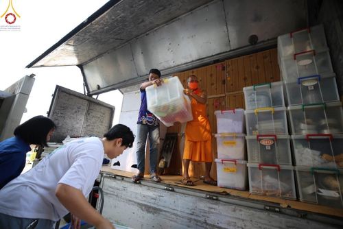 ภาพ No.109300:V.7 พลังใจ การเตรียมงาน เก็บงาน การรับบุญของเจ้าหน้าที่หน่วยงานต่างๆ เพื่อโครงการธรรมยาตรา กตัญญูบูชามหาปูชนียาจารย์ พระมงคลเทพมุนี (สด จนฺทสโร) พระผู้ปราบมาร อนุสรณ์สถาน 7 แห่ง ปีที่ 12 ระหว่างวันที่ 2 - 31 มกราคม พ.ศ.2567