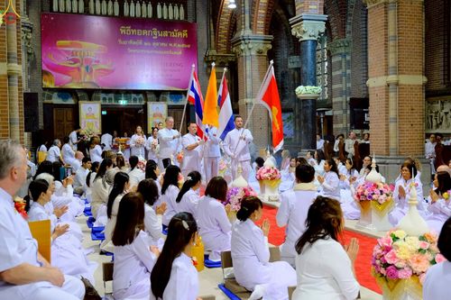 ภาพ No.271355:วันอาทิตย์ที่ 26 ตุลาคม พ.ศ. 2568 พิธีทอดกฐินสามัคคีวัดพระธรรมกายเนเธอร์แลนด์ กฐินเพื่อปฏิสังขรณ์ผนังรอบโบสถ์ อายุกว่า 135 ปี