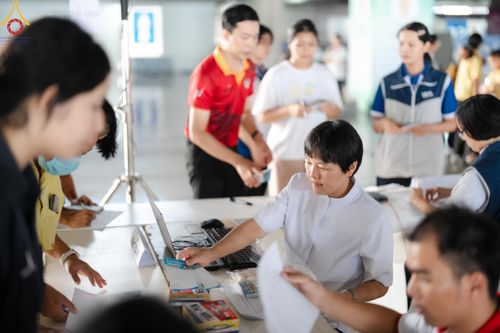 ภาพ No.59317:การอบรมอาสาสมัคร  เตรียมงานและจัดถวายภัตตาหาร แด่พระสังฆาธิการ 10,000 กว่าวัดทั่วประเทศ ในวันที่ 21-22 เมษายน พ.ศ.2567 เพื่องานวันคุ้มครองโลก จัดโดย ชมรมพุทธศาสตร์สากลฯ