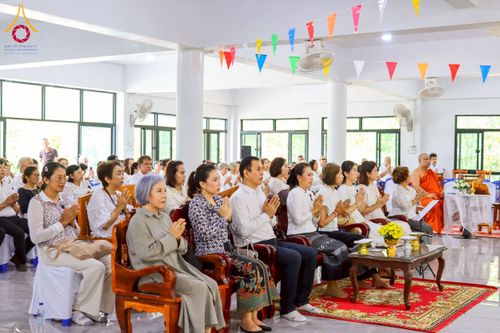 ภาพ No.275541:วันที่ 5 พฤศจิกายน พ.ศ. 2568 พิธีทอดกฐินสามัคคีทั่วไทย ณ วัดโคกกอ อ.คลองหอยโข่ง จ.สงขลา โดยคณะศิษยานุศิษย์ บูชาธรรม 81 ปี หลวงพ่อธัมมชโย