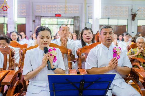 ภาพ No.173467:พิธีทอดกฐิน ณ วัดเขาบายศรี จ.ชลบุรี ในโครงการกฐินสามัคคีทั่วไทย 30,000 วัด บูชาธรรม 80 ปี หลวงพ่อธัมมชโย โดยคณะศิษยานุศิษย์วัดพระธรรมกาย วันที่ 1 พฤศจิกายน พ.ศ. 2567