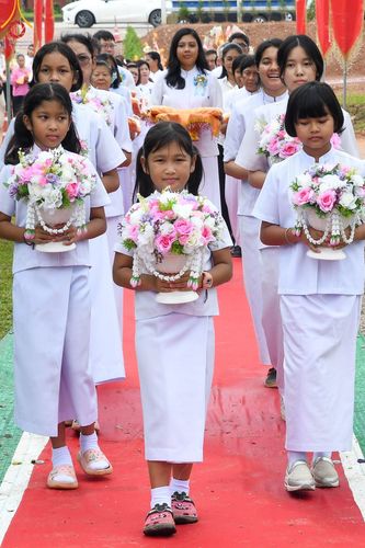 ภาพ No.100508:พิธีทอดกฐินสามัคคี สร้างหอฉันคุณยายอาจารย์ มหารัตนอุบาสิกา จันทร์ ขนนกยูง ณ ศูนย์ปฏิบัติธรรมนานาชาติสะเดา จ.สงขลา วันที่ 25 พฤศจิกายน พ.ศ. 2566