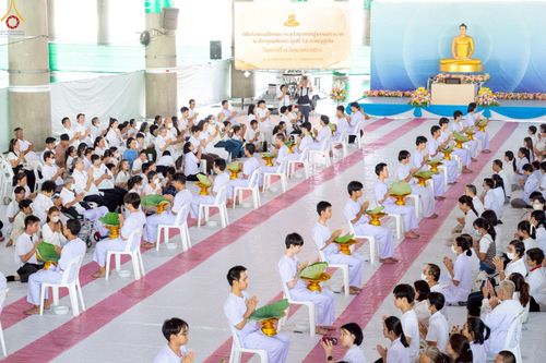 ภาพ No.228482:วันเสาร์ที่ 7 มิถุนายน พ.ศ. 2568 พิธีปลงผมโครงการอุปสมบทหมู่ธรรมทายาท ระดับอุดมศึกษา รุ่นที่ 52 ภาคฤดูฝน ณ วิหารคด 9 วัดพระธรรมกาย